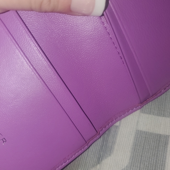 NWOT-Kurt Geiger London wallet - Picture 3 of 6